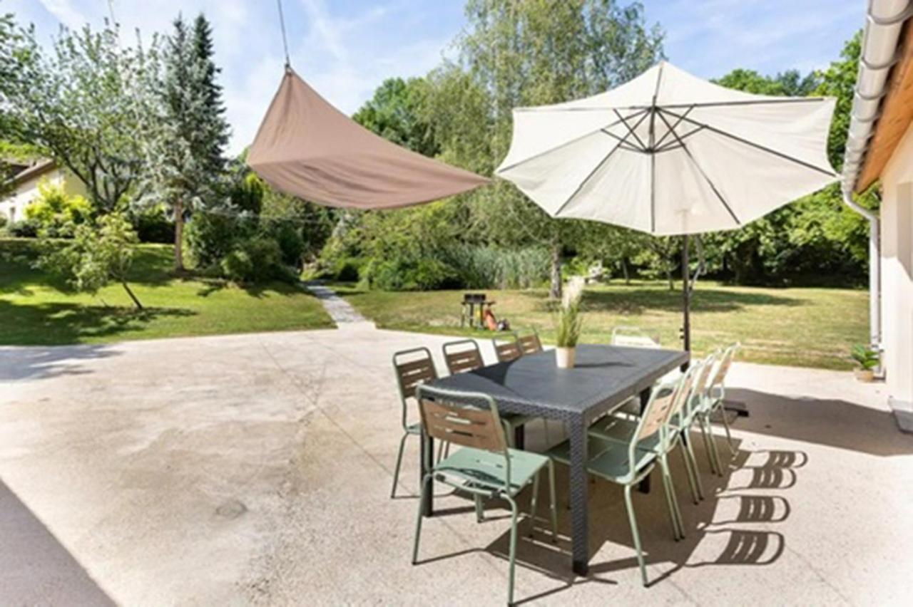 La Grignotiere Lodge & Spa Crecy-la-Chapelle Exteriör bild